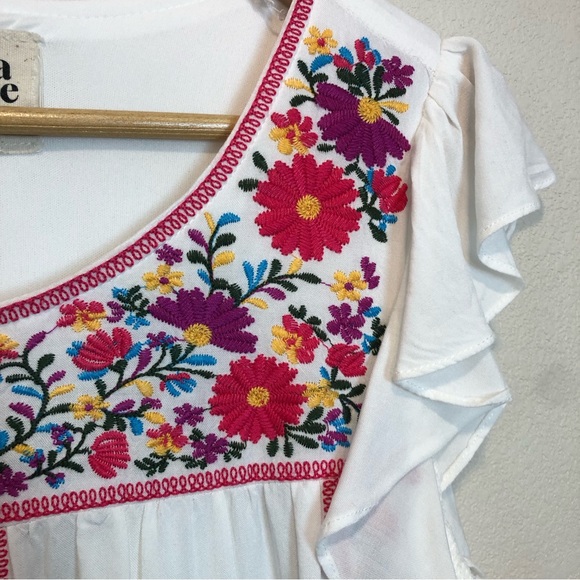 Savanna Jane Mexican Embroidered Floral Dress Flutter Sleeve Size M - Picture 4 of 6